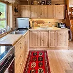 4 Bedroom Gorgeous In * Tjorhom