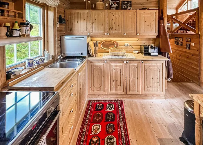 4 Bedroom Gorgeous In * Tjorhom